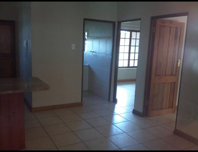 2 BEDROOM PROPERTY TO RENT IN DIE BULT